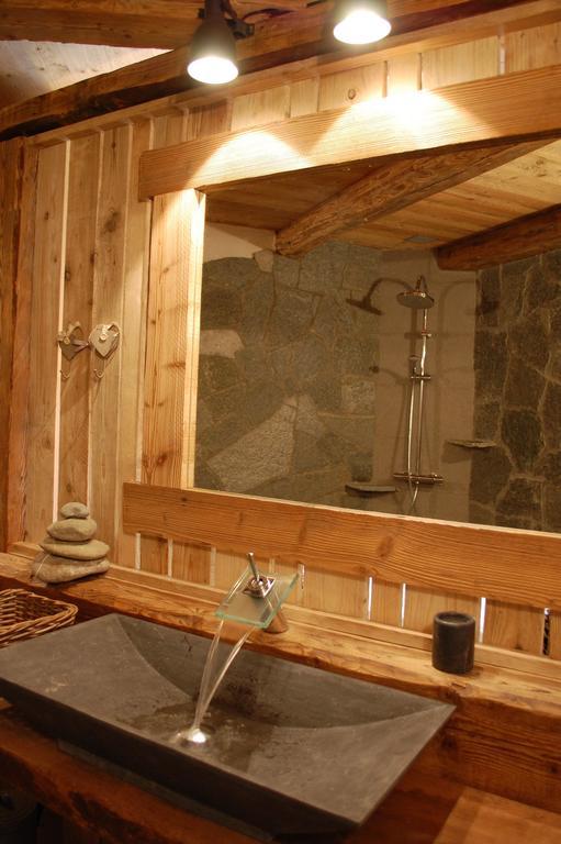 La Haut & Spa Ventron Room photo